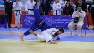 Judo grup müsabakaları tamamlandı