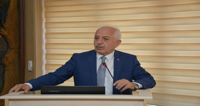 GTSO Başkanı İsmail Akçay Gümüşhane İl Genel Meclisinin konuğu oldu